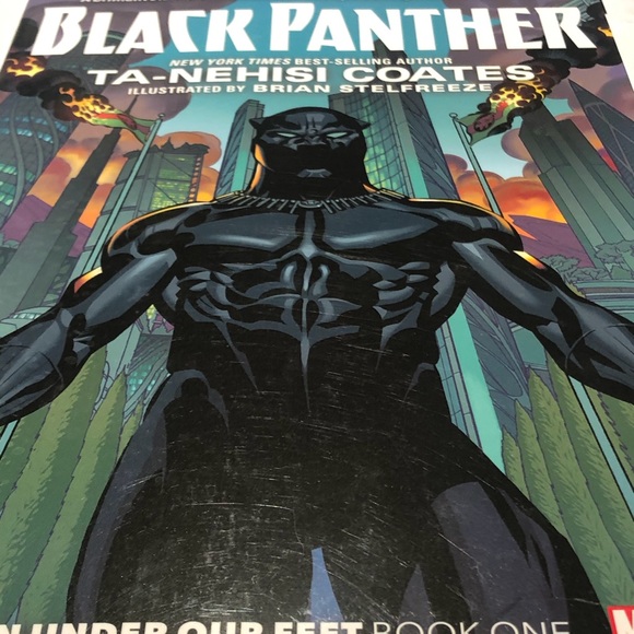2 - Black panther graphic novels (one RARE) - Picture 5 of 6